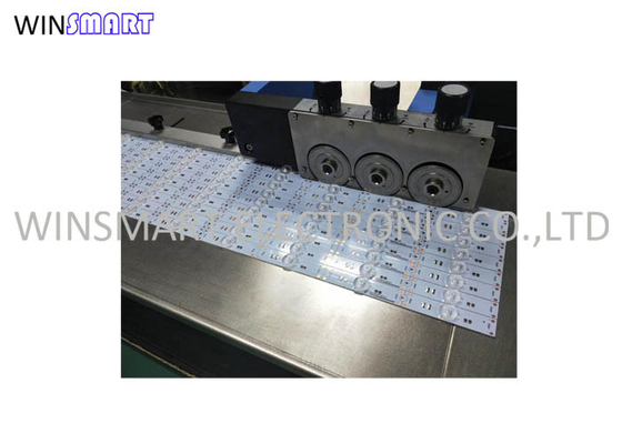 LED PCB Ayırıcı Alüminyum PCB Kesme Makinesi Çok Bıçaklı 1500mm