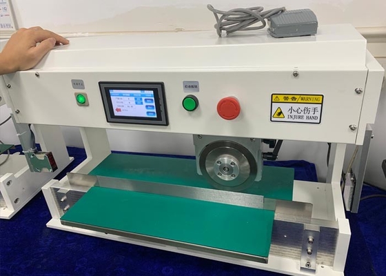 Otomatik FR4 MCPCB PCB Ayırıcı Makinesi Alüminyum PCB Tekilleştirme